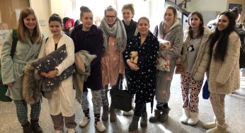 Die Mottowoche am GfB-Kindheitshelden & Co bevölkern unsere Schule